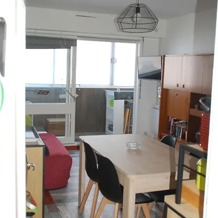 Апартаменты Vue Les Becs Hilaire Сент-Илер-де-Рье