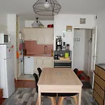 Vue Les Becs Hilaire Lägenhet